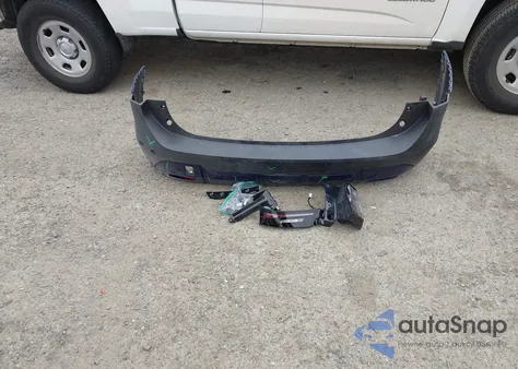 2025 Nissan Kicks Sr Intelligent Awd z USA, uszkodzony, nr VIN 3N8AP6DD7SL403919